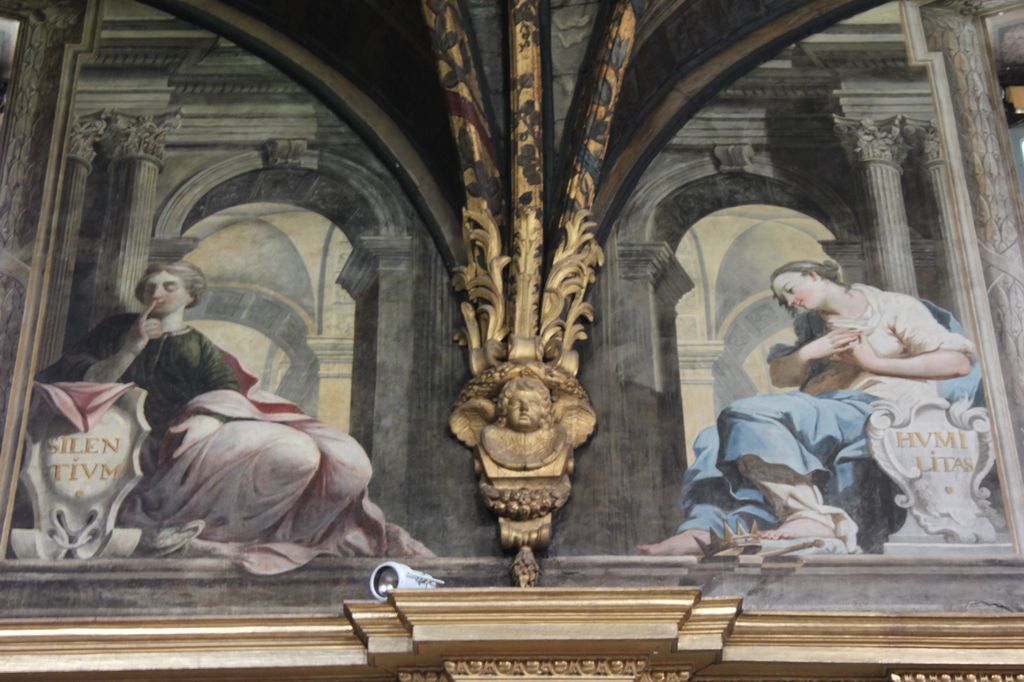 http://www.toulouse-brique.com/photos/chapelles/carmelites8.jpg