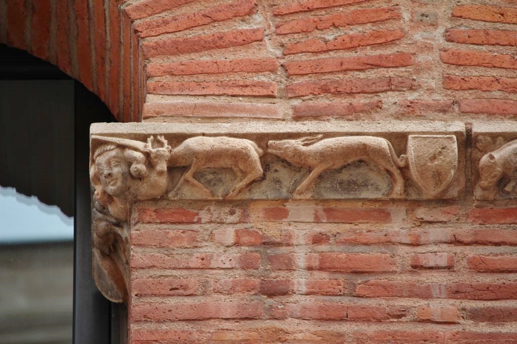 http://www.toulouse-brique.com/photos/facades/baragnon_detail%20(2).JPG