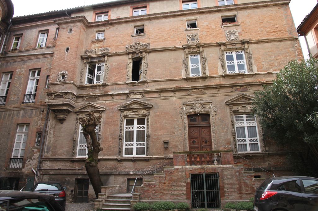 http://www.toulouse-brique.com/photos/hotels/hotels-autres-2/sevin-mansencal%20(2).JPG