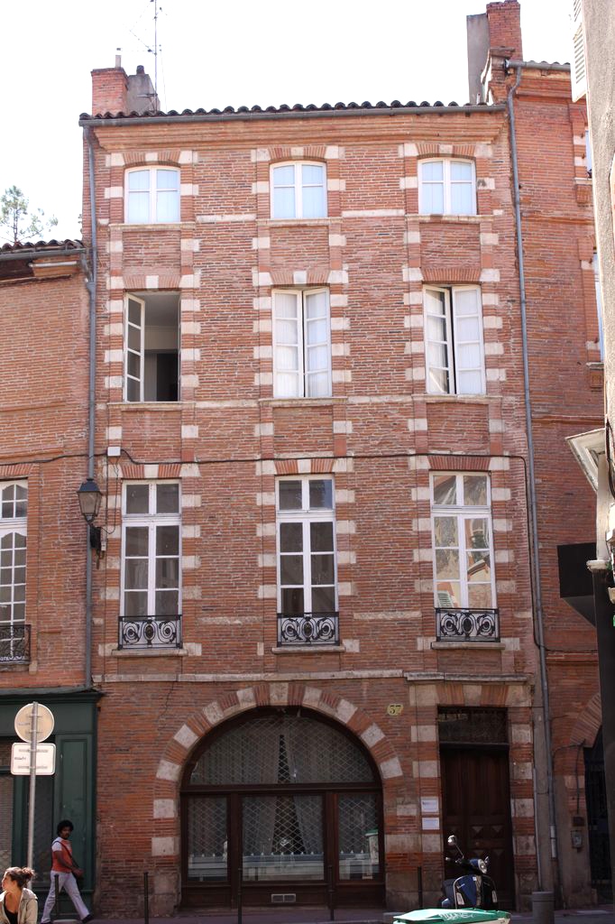 http://www.toulouse-brique.com/photos/hotels/hotels-autres-4/castaing-01.jpg